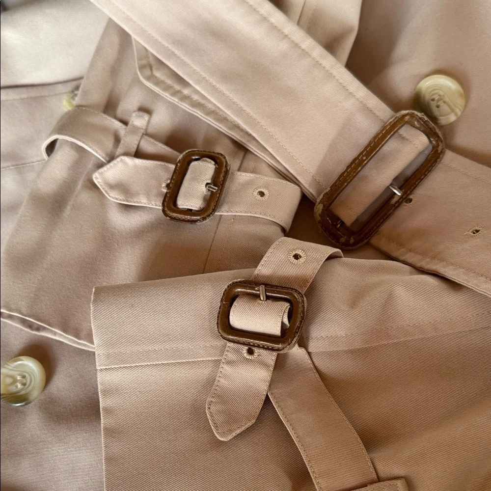 Burberry’s Waterloo Harataige Classic Vintage Beige Trench Coat Women’s 42 long - Picture 11 of 16